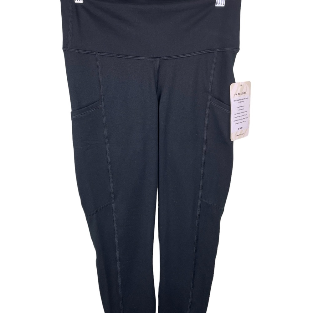 Fabletics 7/8 black leggings with pockets, size Small, NWT